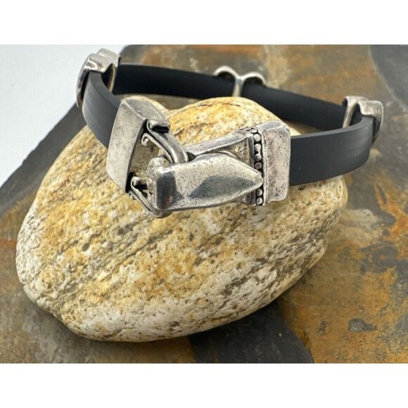 Jewelry Lot of 4 bracelets Alex and Ani Gold Tone USA Flag Charm Costume - Picture 13 of 16